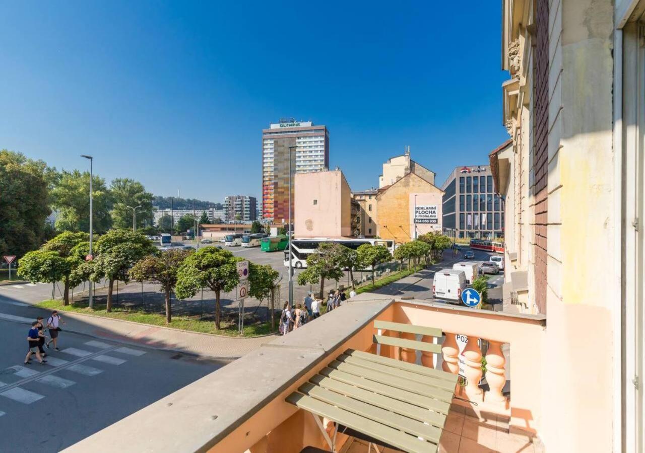 Apartament Crimson Charm Praga Zewnętrze zdjęcie