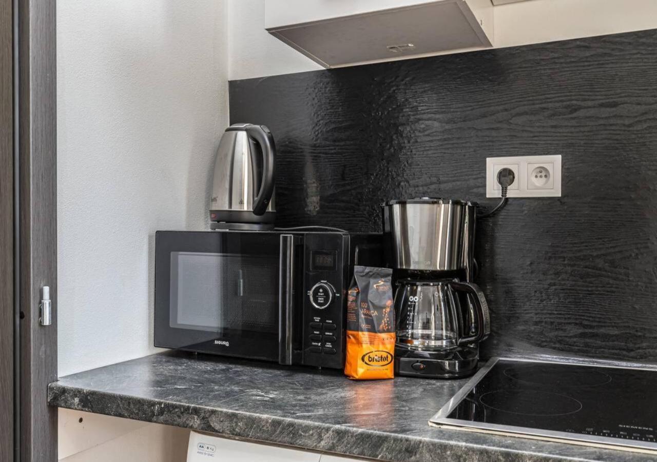 Apartament Crimson Charm Praga Zewnętrze zdjęcie